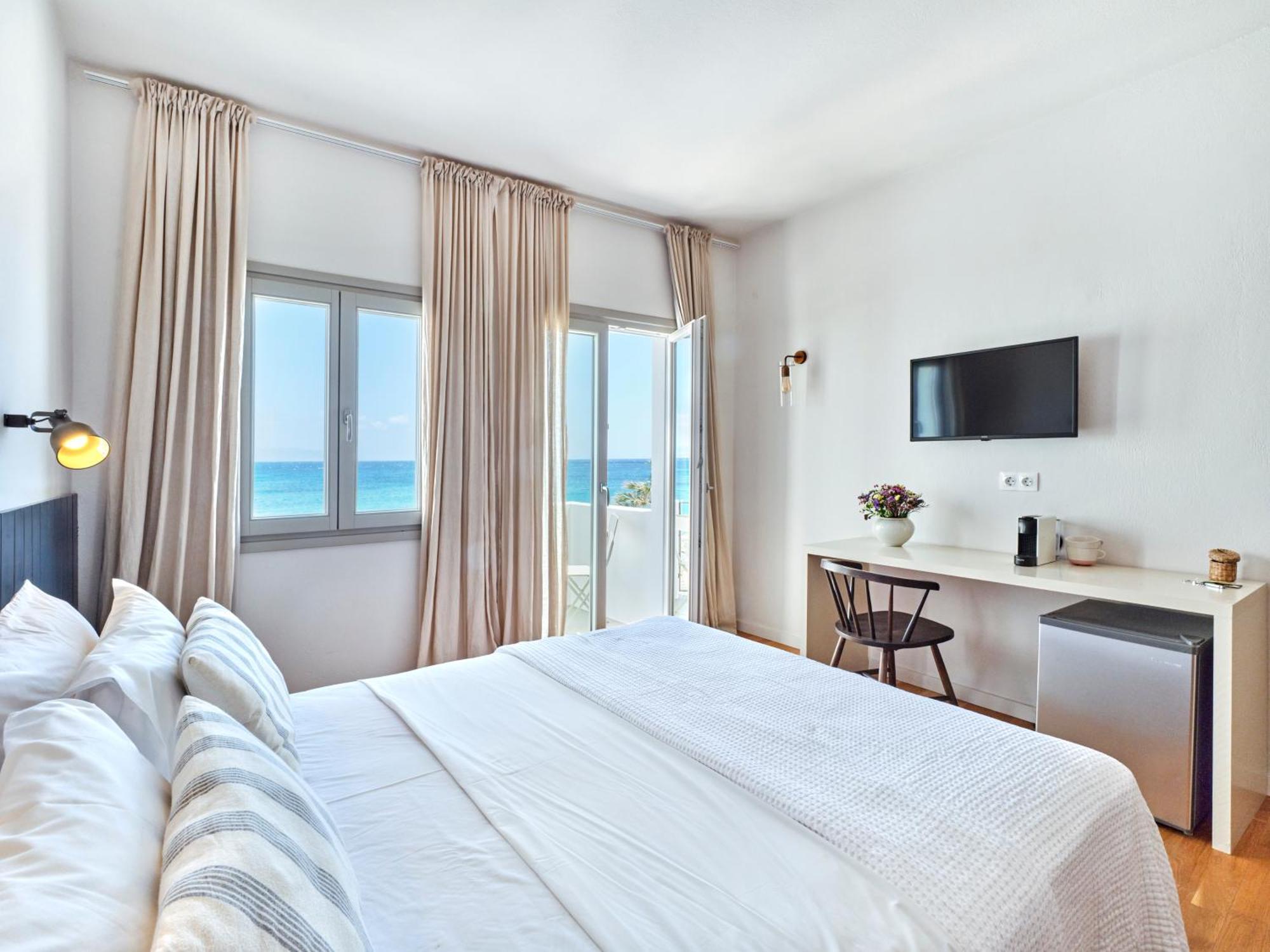Magoo Suites Logaras Zewnętrze zdjęcie