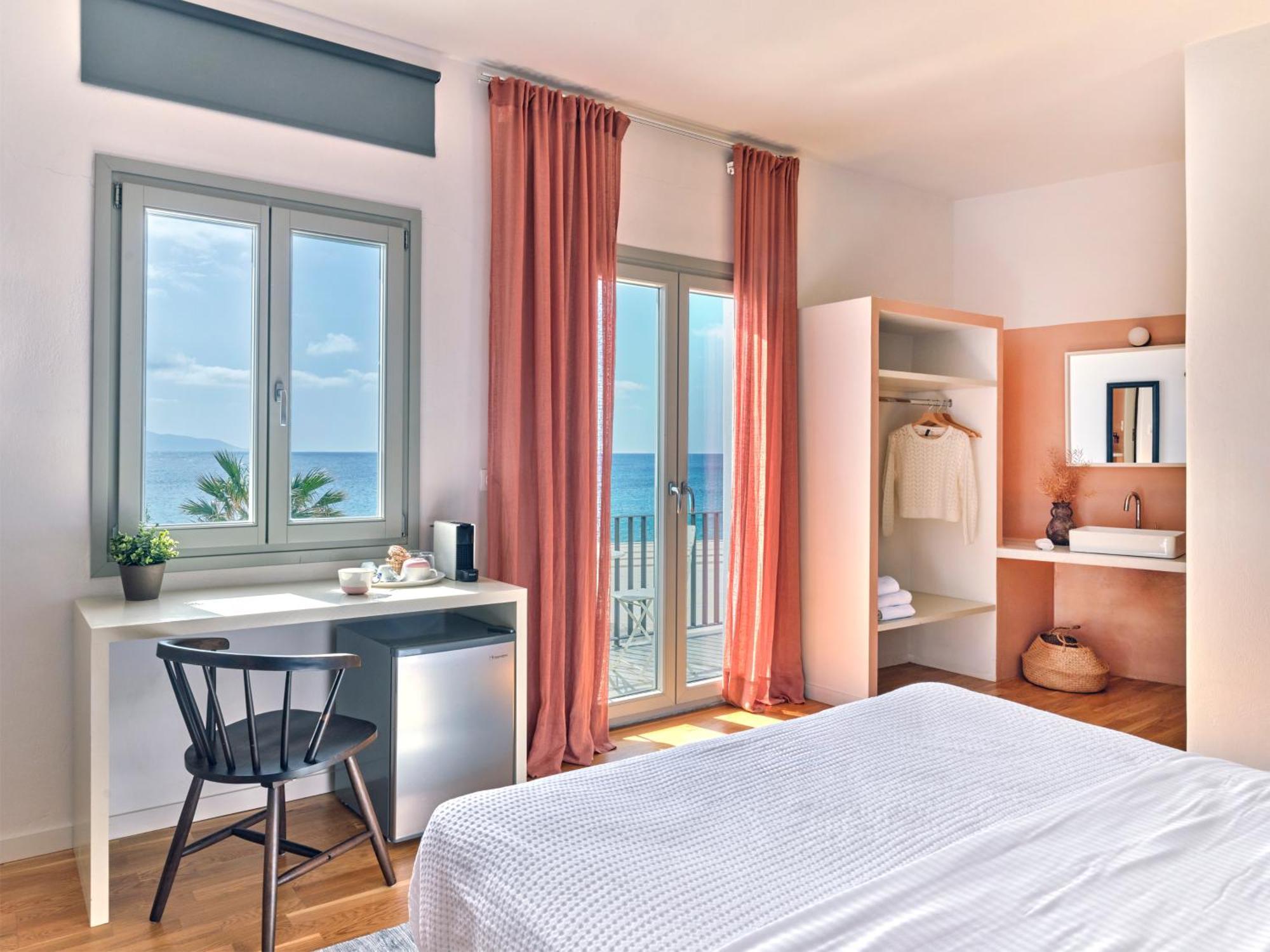 Magoo Suites Logaras Zewnętrze zdjęcie