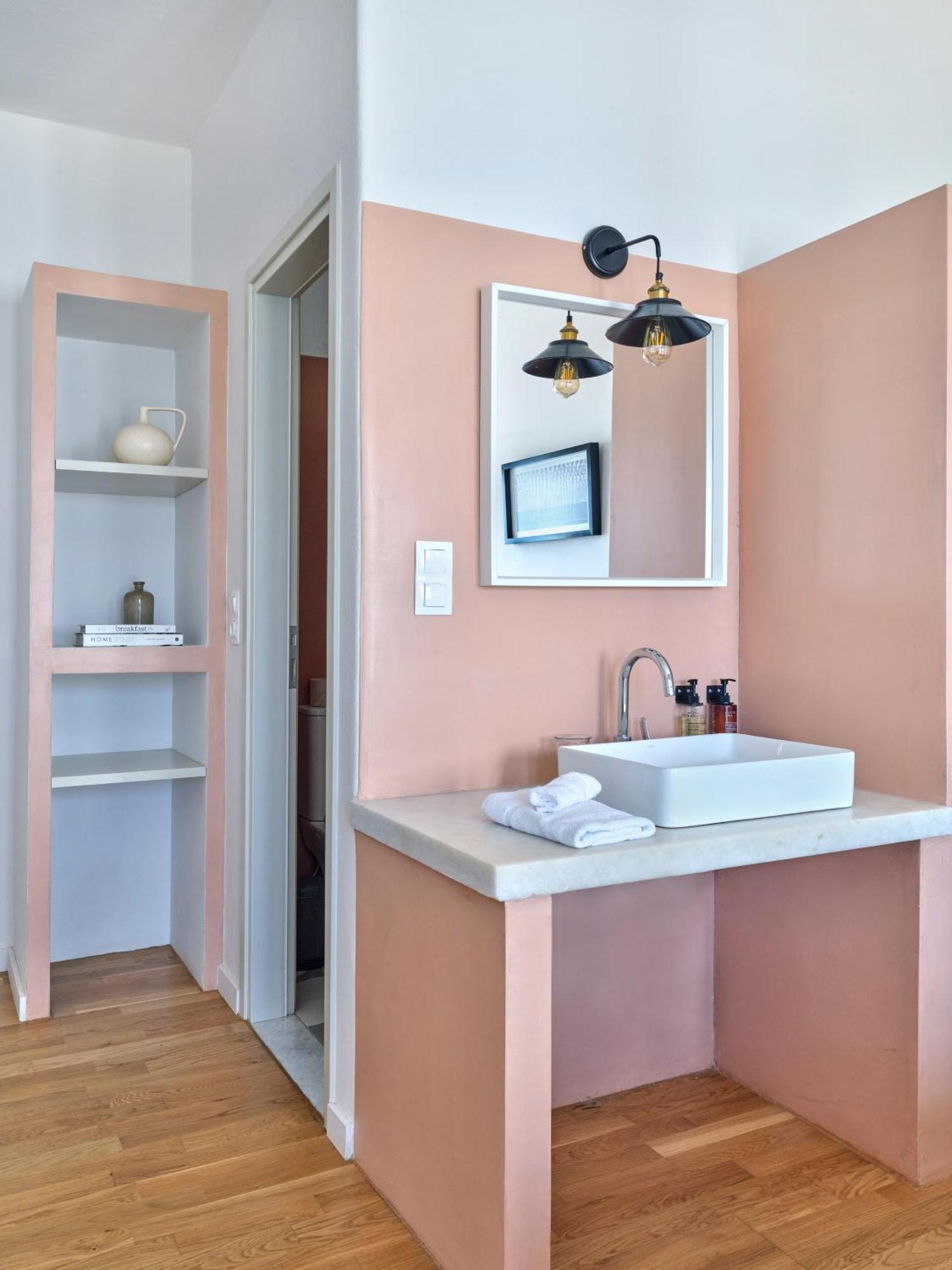 Magoo Suites Logaras Zewnętrze zdjęcie